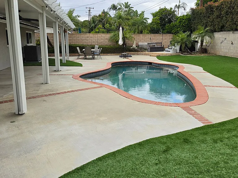 5552 Tammarisk Dr — Photo 24
