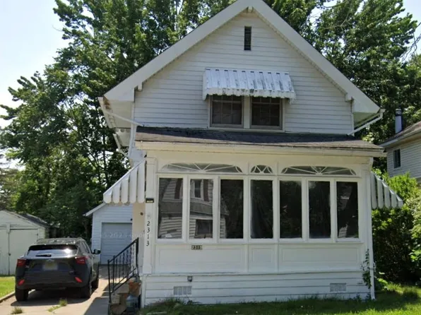 2313 Joliet St, Flint, MI 48504
