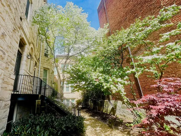 2107 S St NW #A, Washington, DC 20008