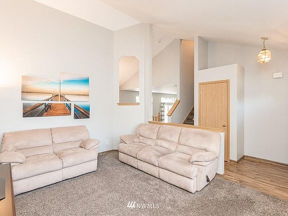 5th image of 3215 240th Street Ct E