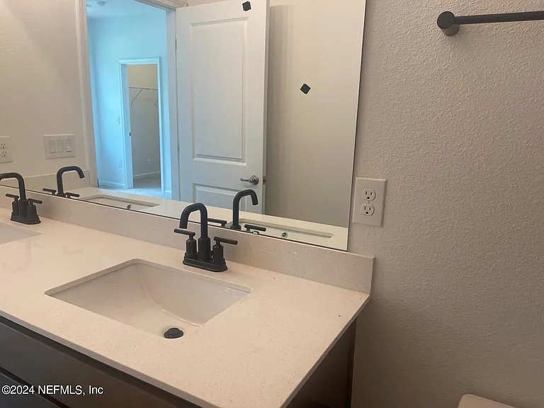 21 Mellowood Ln — Photo 31