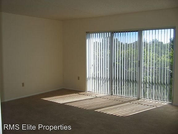 2nd image of 317 34th Ave N APT 409
