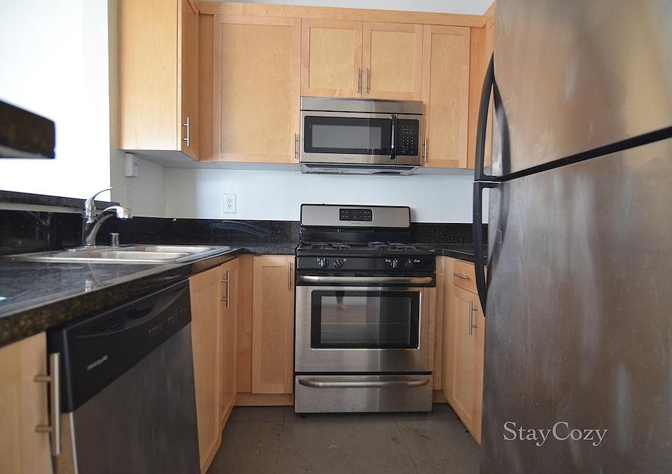 1st image of 884 Palm Ave APT 210R