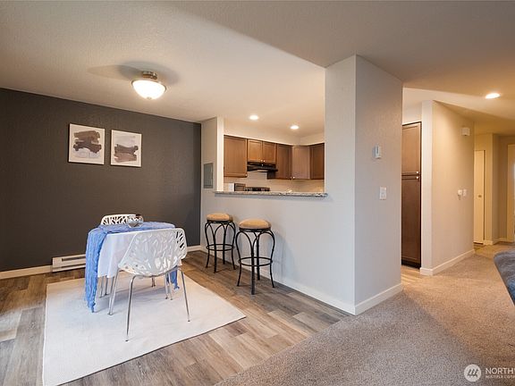 5th image of 1327 S Puget Drive #F-27