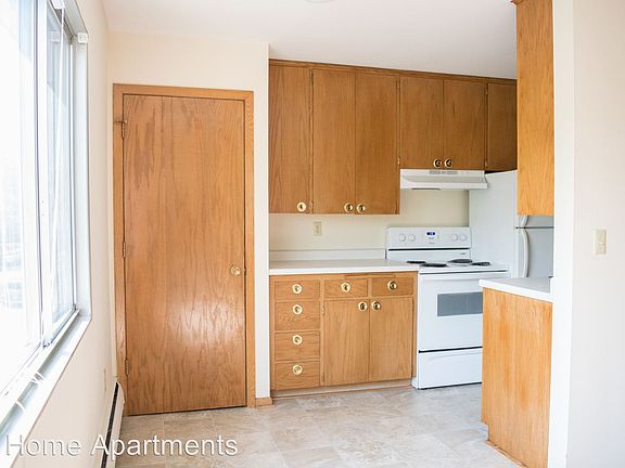 4th image of 1522 Grand Ave APT 1C