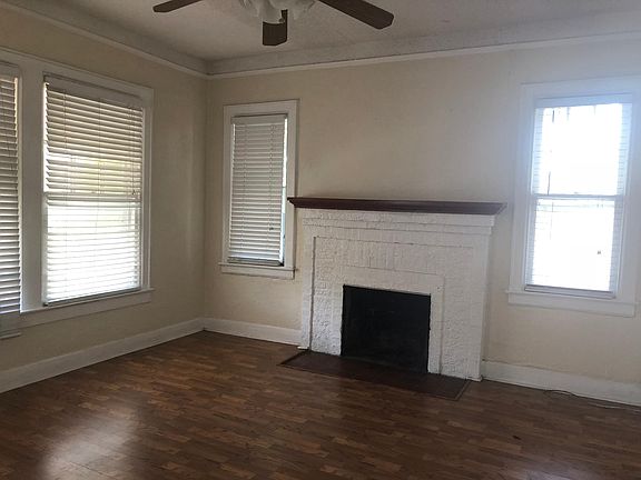 3rd image of 210 S Moody Ave APT 4
