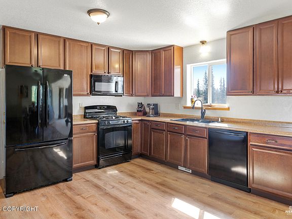 2nd image of 50583 Tiller Ave