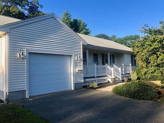 2nd image of 7 Hemlock Ln