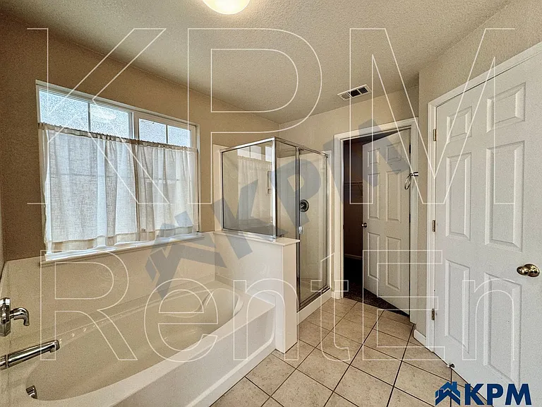 1504 Cat Tail Dr — Photo 27