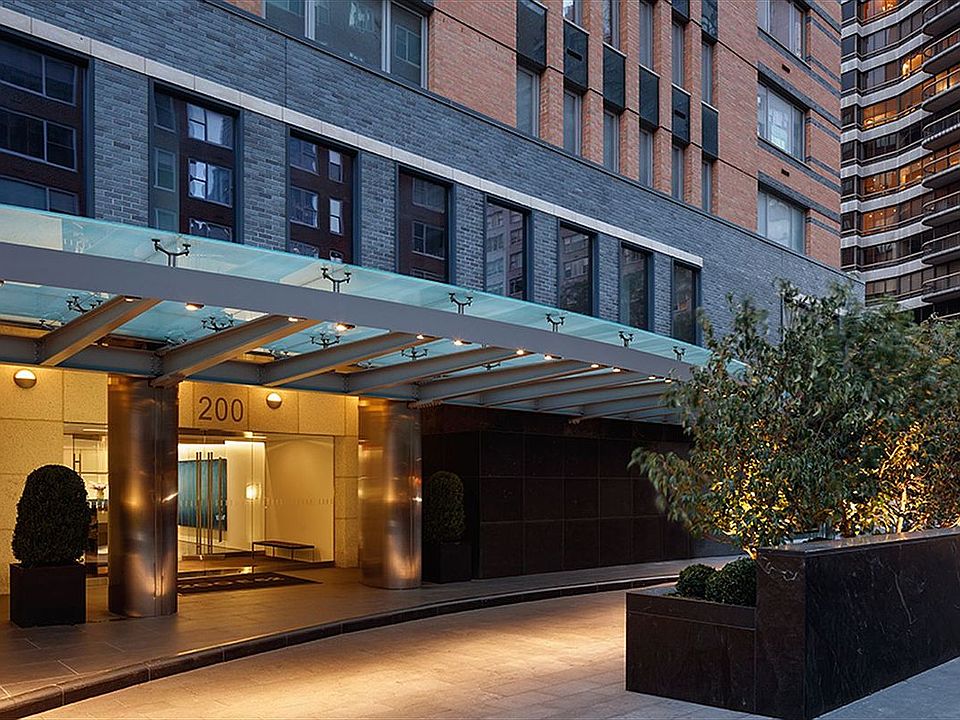 1st image of 200 E 62nd St #Penthouse