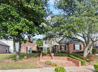18229 Green Lakes Ct, Baton Rouge, LA 70810