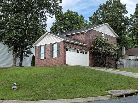 3rd image of 1425 Westhampton Dr