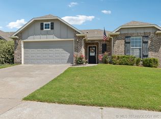 14607 E 113th St N, Owasso, OK 74055