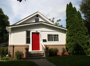 979 Lawson Ave E, Saint Paul, MN 55106
