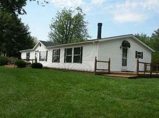 9124 S Fern Ln, Claypool, IN 46510