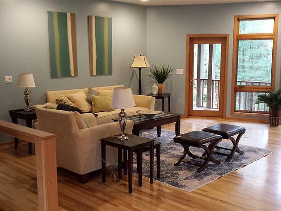 3rd image of 4606 Edgewood Blvd