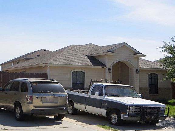 3rd image of 2207 Los Olivos Ln