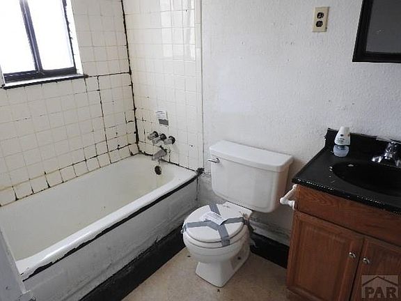 5th image of 1212 Utica Ave