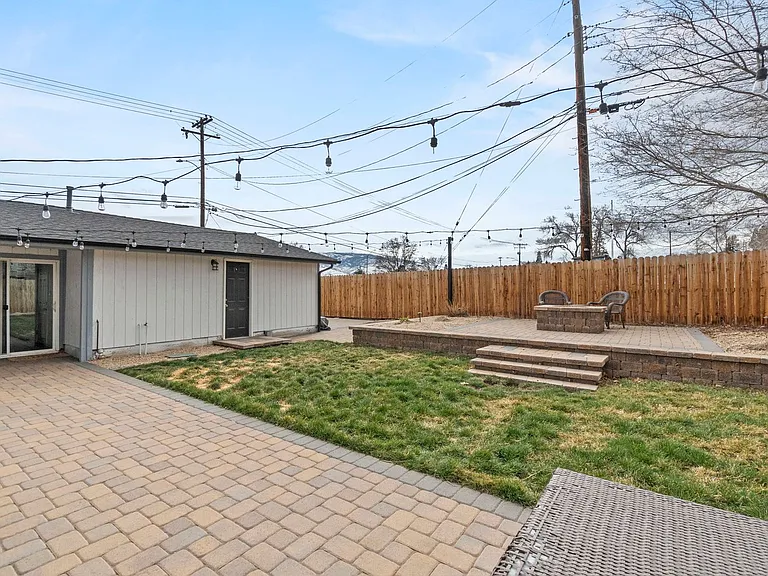 701 Bowman Dr — Photo 29