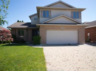 199 Garden Path, Chatham Kent, ON N7L 5M2