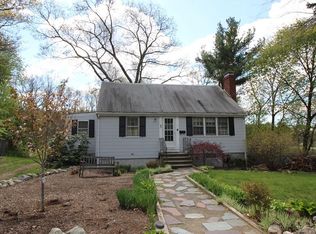 246 Walnut St, Reading, MA 01867