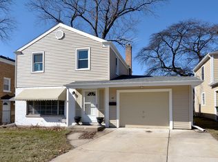 42 S Ridge Ave, Arlington Heights, IL 60005