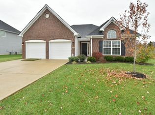 313 Gleneagles Way, Versailles, KY 40383