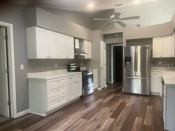 108 Greentree Ln #108