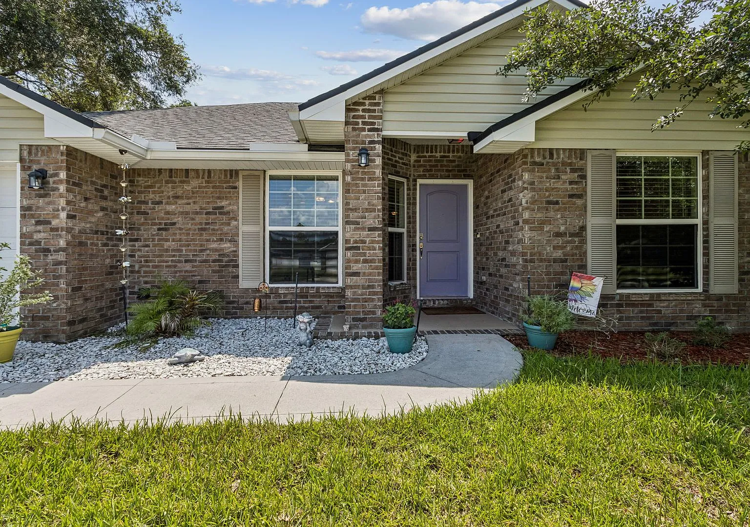 Spacious 4BR Brick Home in Northbrook Minutes to I-95 & Amelia Island — Photo 2
