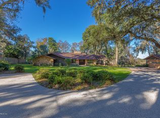 1924 Holly Oaks Lake Rd E, Jacksonville, FL 32225