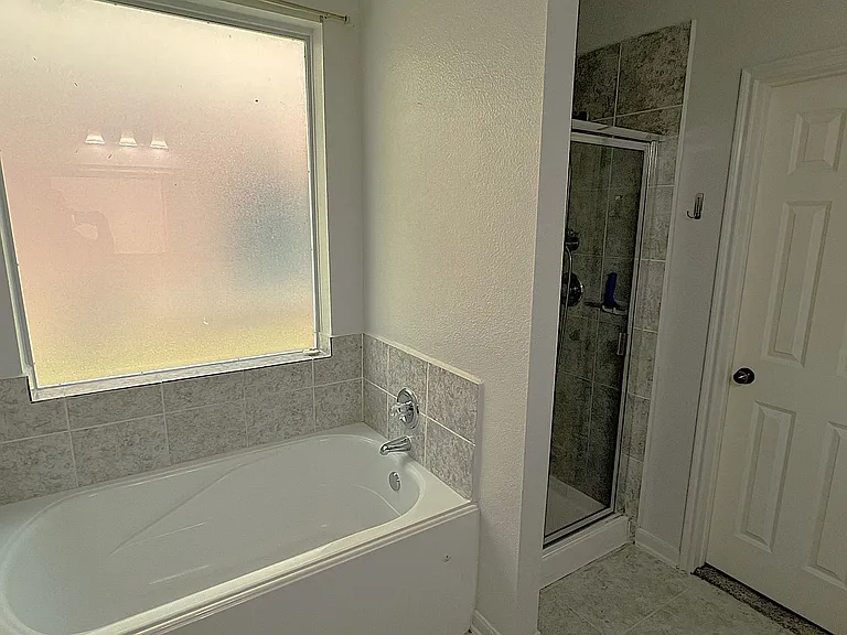 10634 Lyndon Meadows Dr — Photo 15