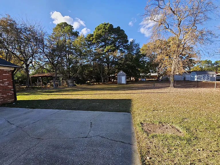 762 Gayron Dr — Photo 13