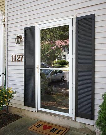 2nd image of 1127 Riverboat Ct