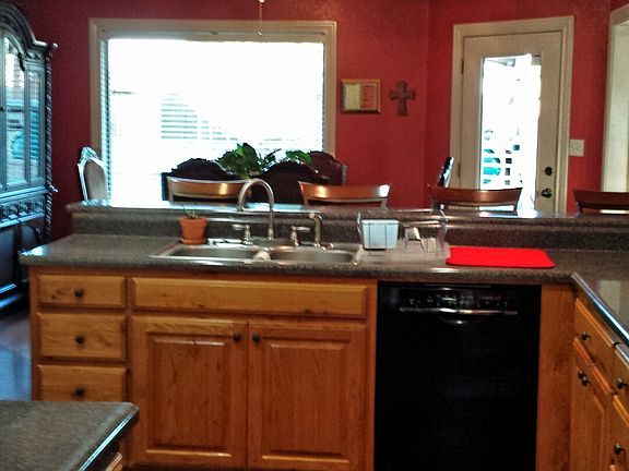 2nd image of 1107 Melinda Ln