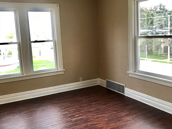 Bedroom #2 - large, spacious and lots of natural light.