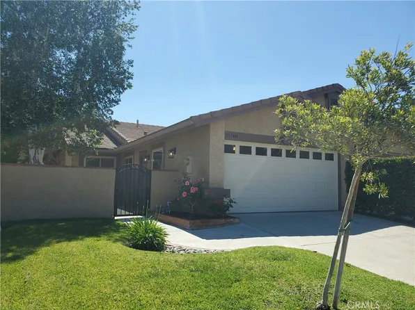 25748 Leticia Dr, Santa Clarita, CA 91355