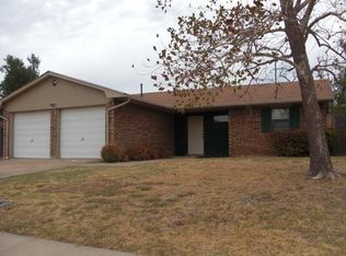 7207 NW Hunter Rd, Lawton, OK 73505