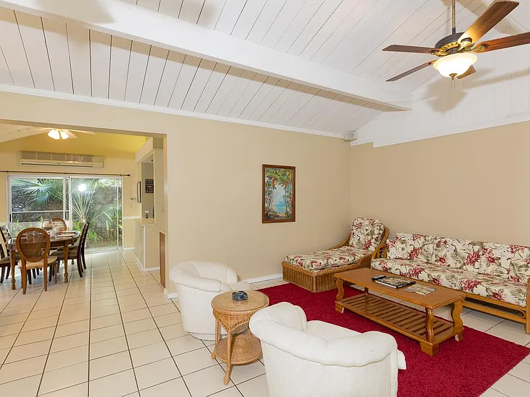115 Ainoni St — Photo 4