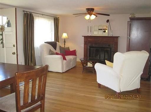 5th image of 175 Essex St
