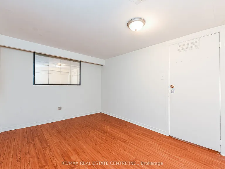 45 Autumn Blvd #LOWER — Photo 21