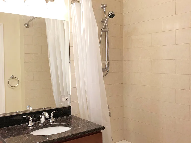 1334 W Morse Ave — Photo 17