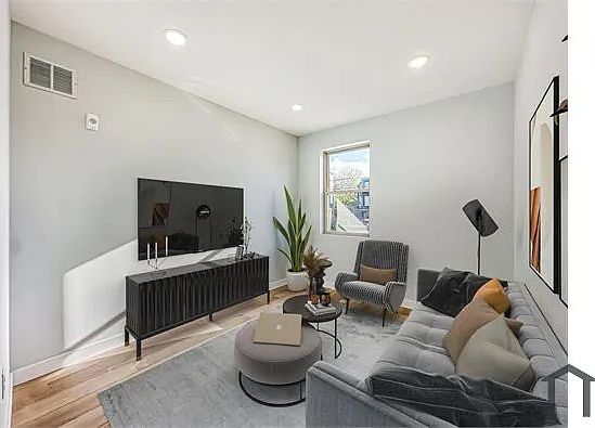1st image of 4220 Mantua Ave #B29