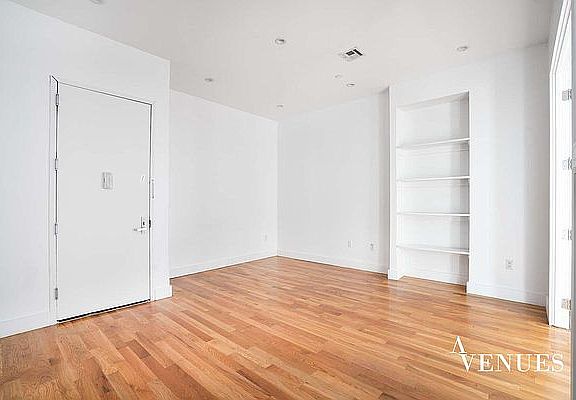 4th image of 162 Throop Ave #2F