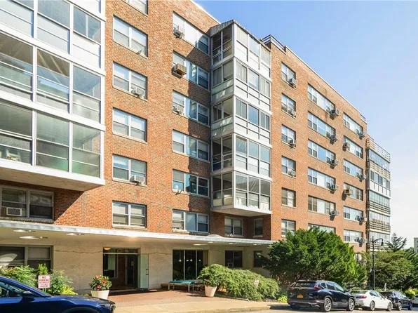 2 Washington Square #2J, Larchmont, NY 10538