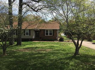 720 Ashwood Dr, Clarksville, TN 37043