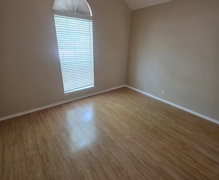 5203 Canadian Ave — Photo 10