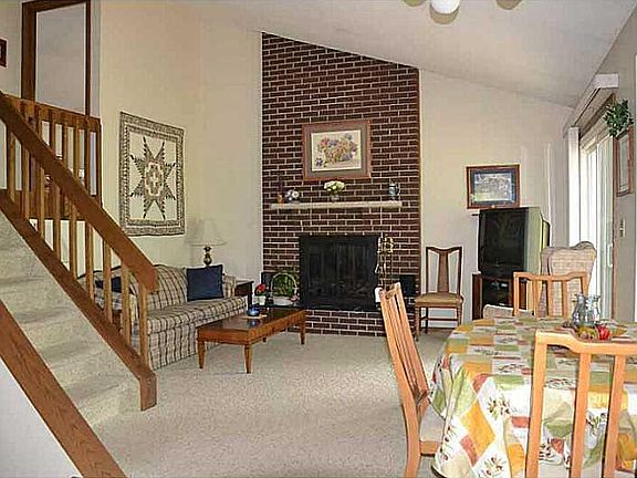 5th image of 4037 Calico Dr