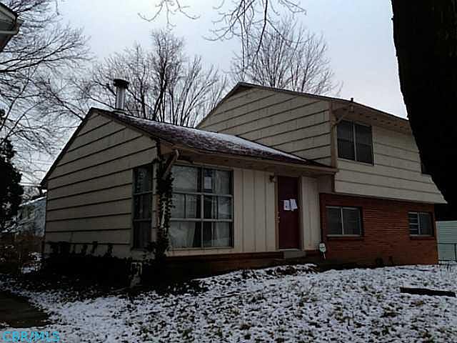 2nd image of 4903 Calvin Dr