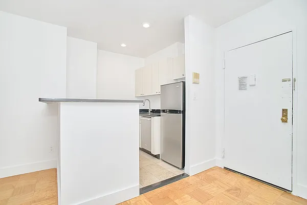 Rented by Living New York | media 15