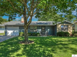 3935 N 94th St, Omaha, NE 68134